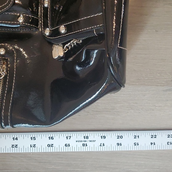 Multi Pocket Tote Handbag from Kathy Van Zealand - Picture 11 of 16